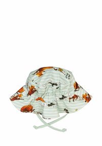 Käddhatt i ljusgrön tyg med vita ränder, prydd med ett mönster av olika djur. Inkluderar en hakrem för säkerhet.