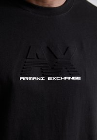 Thumbnail Image 7