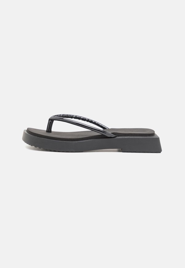 LOW WEDGE - T-bar sandals
