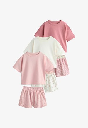 Három garnitúra rövid ujjú ing és hozzáillő, elasztikus derékpántos rövidnadrág rózsaszín, fehér és mintás pasztell színekben.