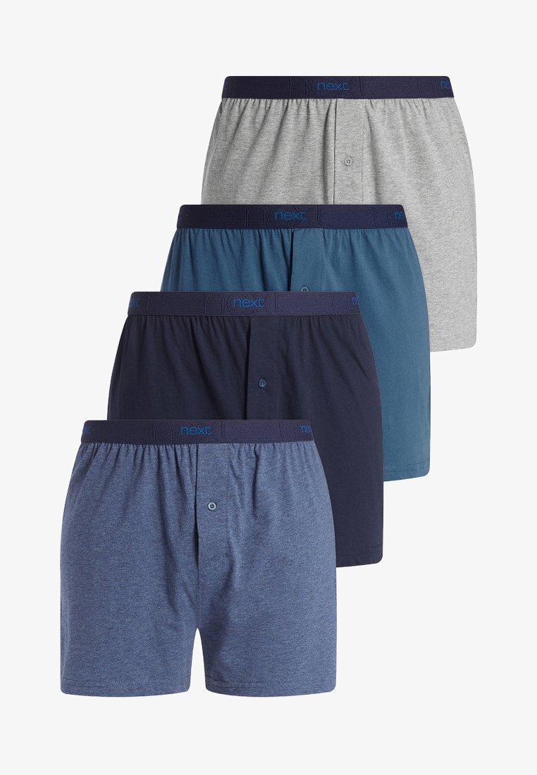 Cuatro pares de calzoncillos en gris, azul y marino, con abertura de botones, cinturilla elástica con detalle de marca y material de algodón suave.