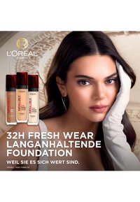 L'Oréal Paris INFAILLIBLE 32H FRESH WEAR MAKE-UP - Fondotinta - 320 toffee