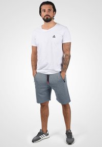 Solid - SDRAFIK - Shorts - insignia blue melange Thumbnail Image 1