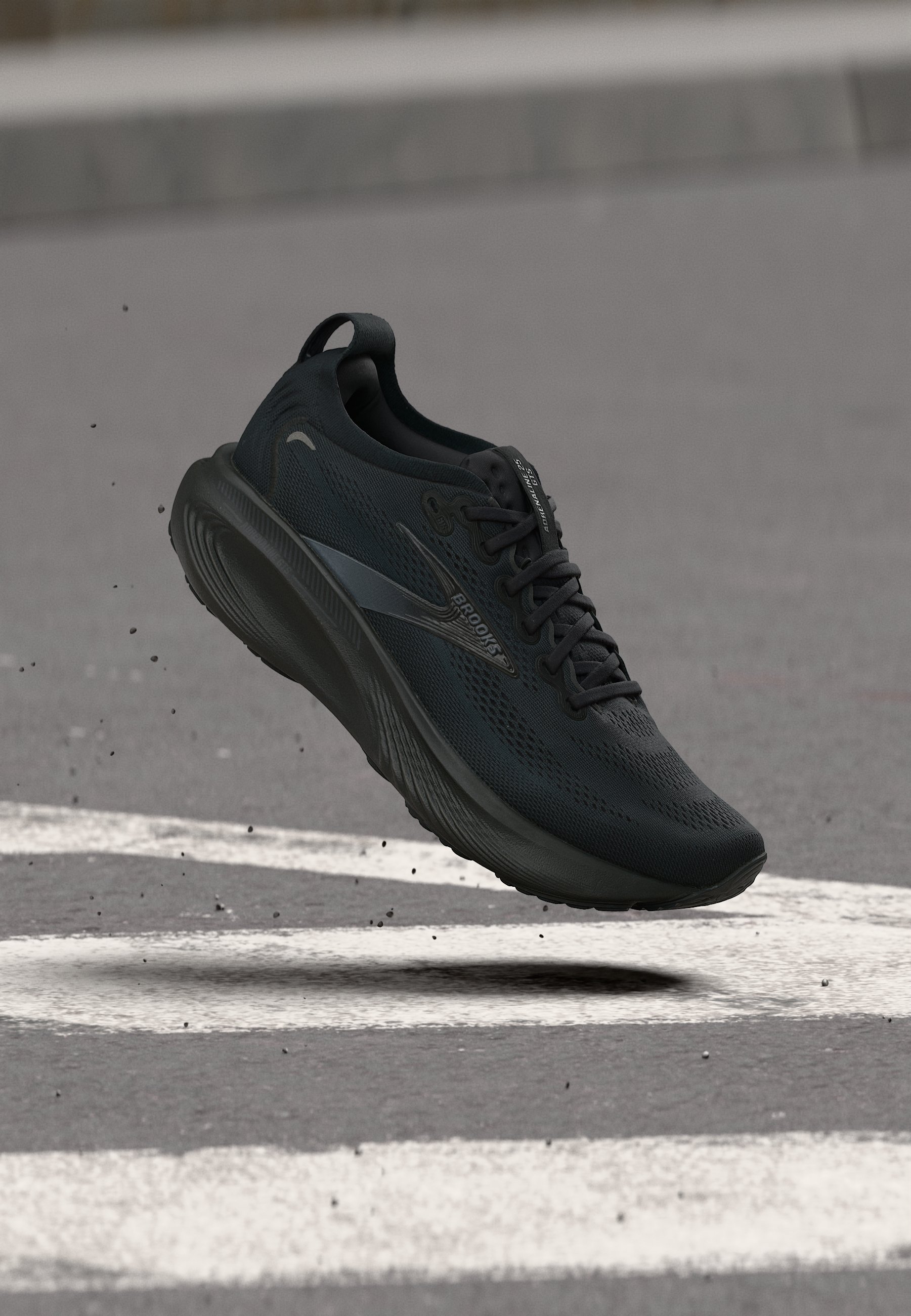 Brooks ADRENALINE GTS 25 - Hardloopschoenen voor op de weg - black