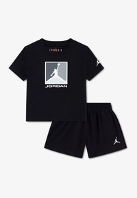 Δεν επιλέχθηκε, black