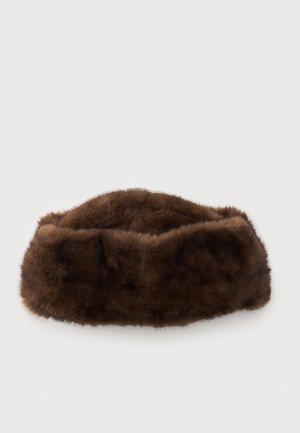 Pieces, PCJUTLANDIA - Bonnet - brown