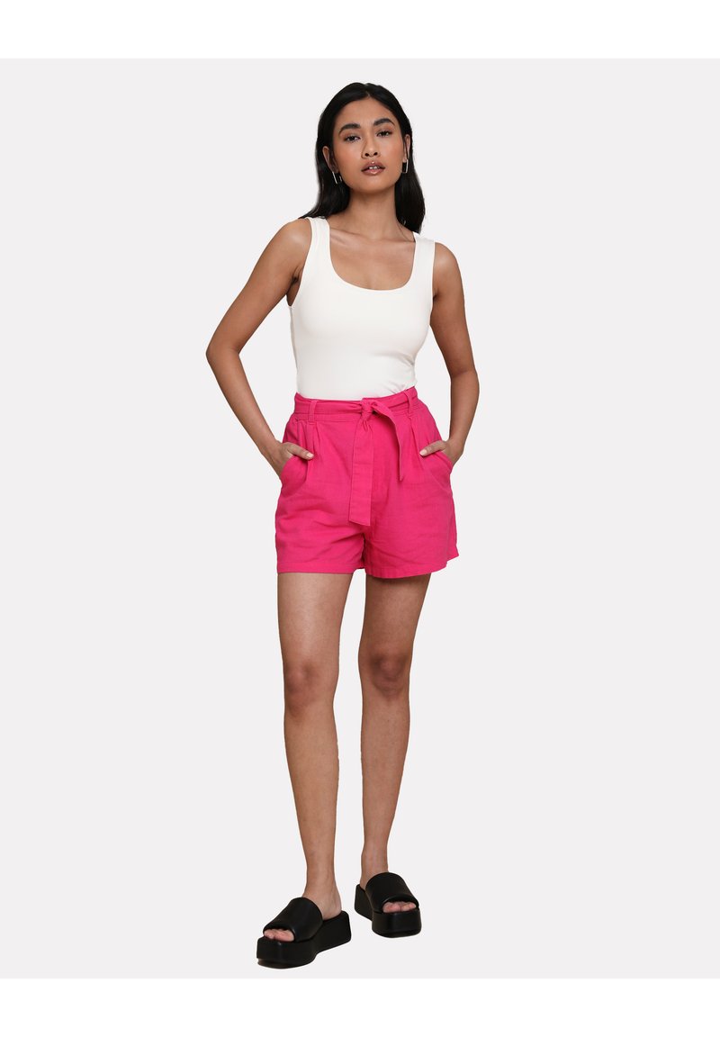 Threadbare - THB LAURENCE TIE WAIST - Kratke hlače - hot pink, Povećaj