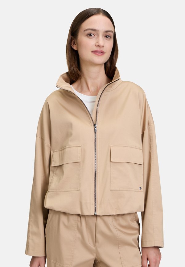 CASUAL-MIT TASCHEN - Leichte Jacke - hellbraun