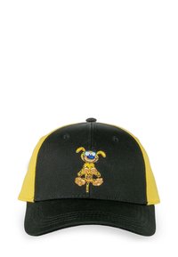 Casquette noire et jaune avec un design de chien en cartoon brodé sur le devant, affichant de grands yeux bleus et une expression espiègle.