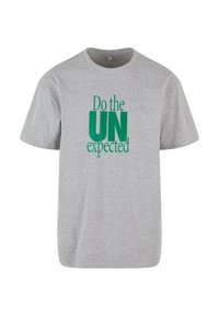 Unselected, grey