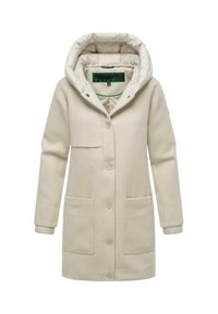 Manteau beige clair avec une capuche bouffante, présentant une fermeture à boutons, deux grandes poches avant, et une texture lisse. Doublé en tissu matelassé.