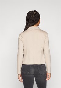 ONLY ONLLILIA LIFE SHORT - Žakete - white pepper detail/melange