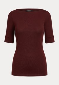 Burdeos, kortärmad topp med båthals, tillverkad av ribbat tyg. Har vikta ärmslut och en figurn ära silhuett.