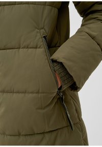 QS Winter coat - khaki oliv