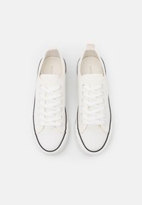 Even&Odd Sapatilhas - white