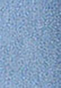 Superficie texturada de color azul claro con un sutil patrón en relieve, que presenta un acabado mayormente liso y ligeras variaciones en el brillo.