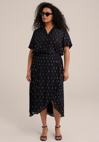 WE Fashion CURVE - Blusa - black