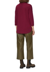 s.Oliver Langarmshirt - rubinrot