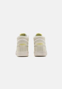 Diadora GAME METAL - Visoke tenisice - white/endive
