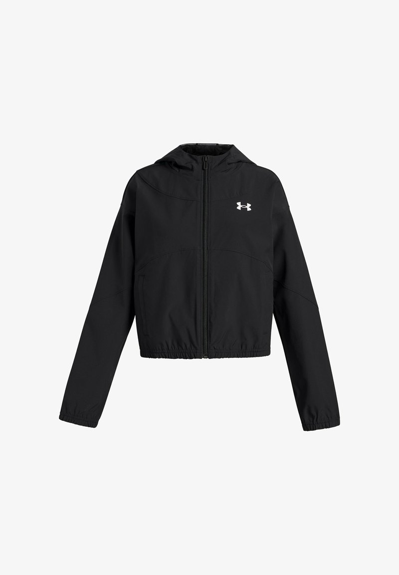 Schwarze kurze Jacke mit Kapuze, durchgehendem Reißverschluss, elastischem Taillenbund und langen Ärmeln. Mit einem Logo auf der oberen linken Seite. Glatte Textur.