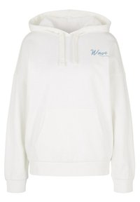 Sudadera blanca con capucha y bolsillo frontal, con el texto "Wave tom tailor denim" en azul claro en el lado izquierdo del pecho, cuenta con capucha ajustable y puños acanalados.