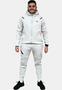 Under Armour SET - Chándal - beige
