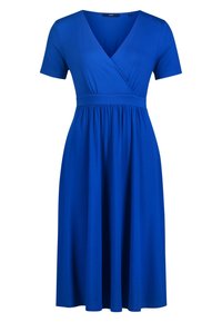 Robe bleue mi-longue avec manches courtes, corsage croisé en V, taille ajustée et jupe froncée.