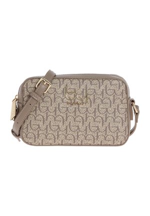 Piccola borsa a tracolla beige con motivo astratto ripetuto, tracolla regolabile e logo in metallo dorato e tiretto della cerniera.