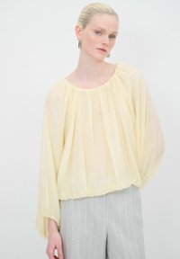 Unausgewählt, yellow