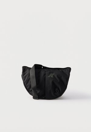 CONELIE UNISEX - Skuldertasker - black pure