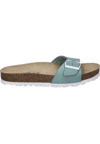 Sandaletti in pelle verde con una fibbia regolabile bianca, plantare in sughero, soletta in suede color tan e suola esterna in gomma bianca testurizzata.