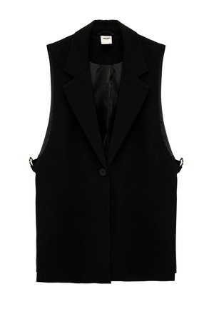 Chaleco negro sin mangas con solapas con muescas, cierre de un solo botón, detalles de hebilla lateral y un forro interior liso.