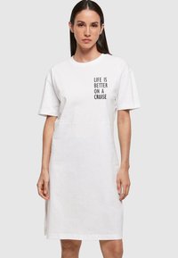Merchcode LIFE IS BETTER SLIT  - Dzsörzéruha - white