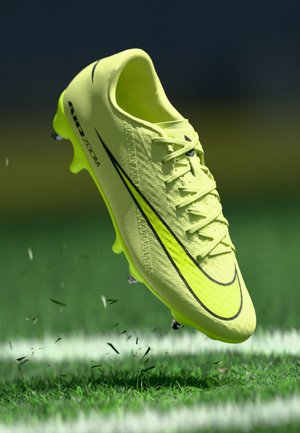 ZOOM VAPOR 16 ACAD SG PRO AC - Puha talajra készült futballcipő - limelight/volt/hyper crimson
