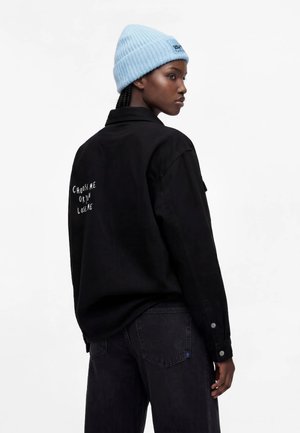 Karl Lagerfeld Jeans, x PIETRO TERZINI BOXY - Дънково яке - black