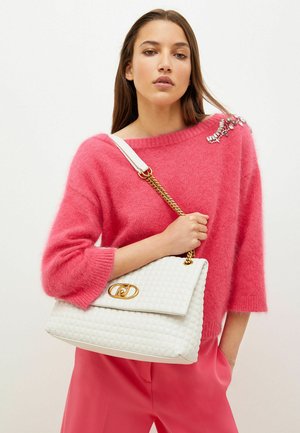 QUILTED - Handbag - bone