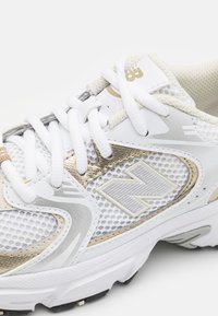 New Balance 530 - Sneakers basse - white/grey
