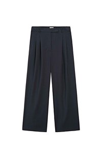 Brede broekspijpen in donkerblauw, met een hoge taille en plooien aan de voorkant. Gemaakt van een gladde stof zonder zichtbare patronen of hardware.