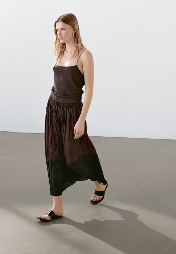 FLUID - A-line skirt - bordeaux2