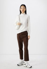 Tommy Hilfiger SLIM - Pantaloni chino - legacy brown