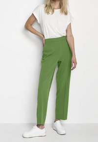 Kaffe Trousers - green