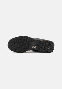 Salewa PUEZ MID PTX M - Pohodniški čevlji - black