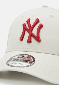 New Era LEAGUE ESSENTIAL UNISEX - Gorra - offwhite