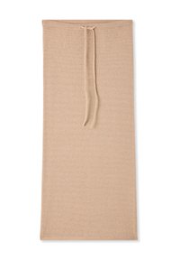 Gonna lavorata a maglia beige con una texture liscia, dotata di un cordoncino in vita e un design semplice ed allungato.