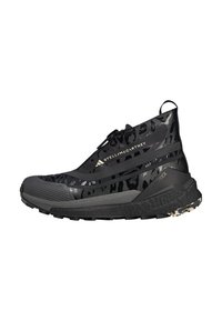 Odabrano, core black/utility black/almond milk smc