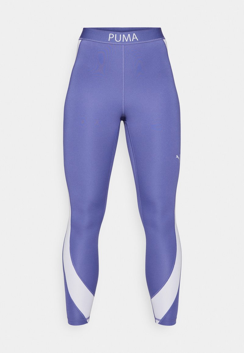 Leggings sportivi viola con vita alta, caratterizzati da dettagli curvi bianchi e un piccolo logo. Realizzati in un tessuto elastico e liscio.