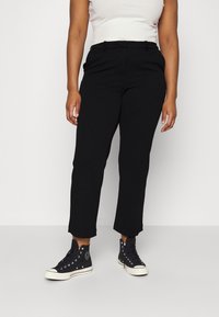 Vero Moda Curve VMZAMIRA SLIM STRAIGHT PANT CURVE - Pantaloni - black
