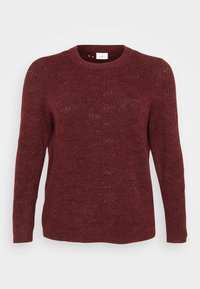 Pulover tricotat burgund cu maneci lungi, gât rotund și textură cu țesătură deschisă, având detalii subtile ale modelului pe toată suprafața.