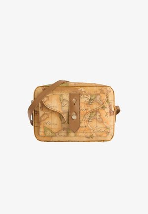 Borsa a tracolla rettangolare con stampa di una mappa vintage del mondo, cinturino in pelle marrone chiaro e tasca frontale con chiusura a bottone e cinturino in pelle.