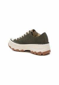 Refresh Zapatillas - kakhi